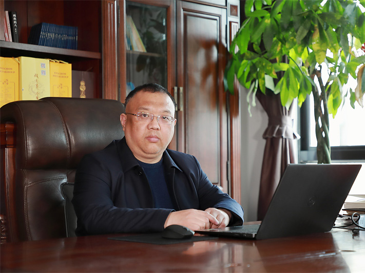 鹽商人物第25期丨專訪鹽城易通總經(jīng)理陳勇軍：專業(yè)服務，助力成功